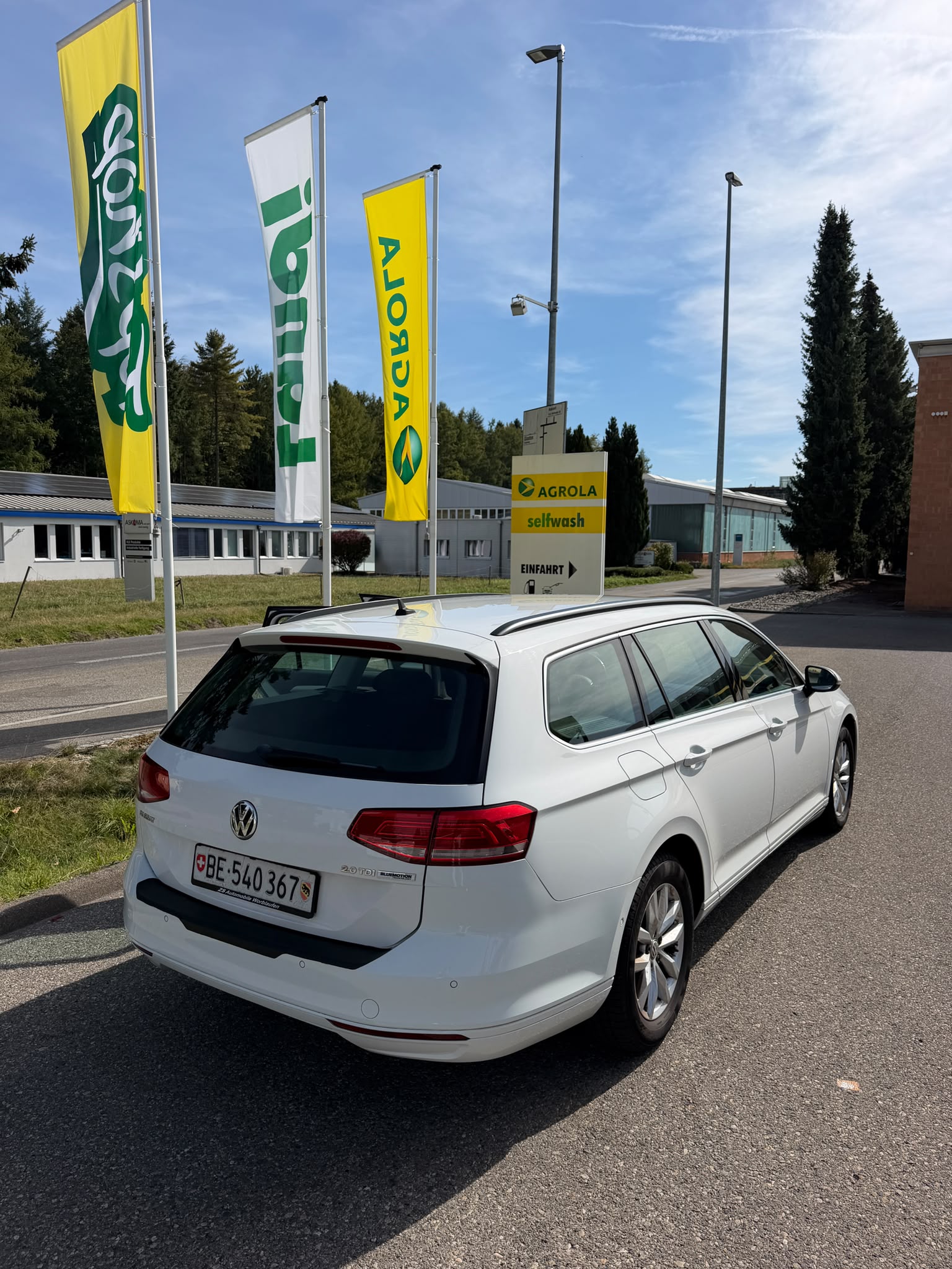 VW Passat Variant 2.0 TDI BMT Comfortline DSG-image-3