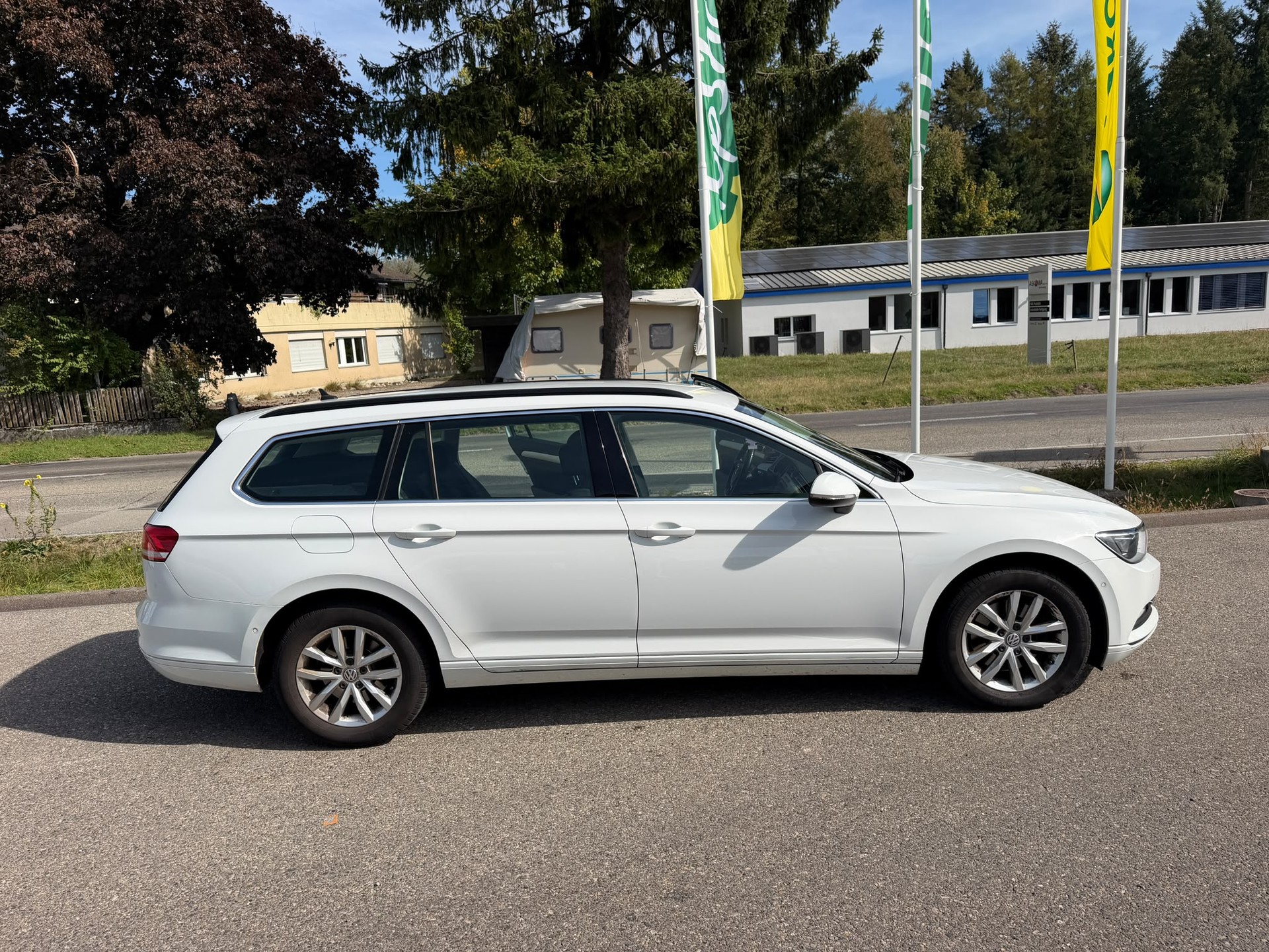 VW Passat Variant 2.0 TDI BMT Comfortline DSG-image-2