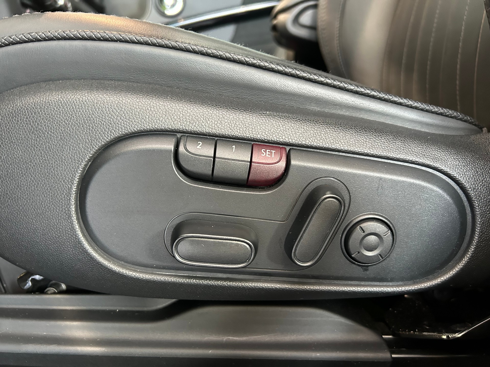 MINI Countryman John Cooper Works ALL4 Steptronic-image-11