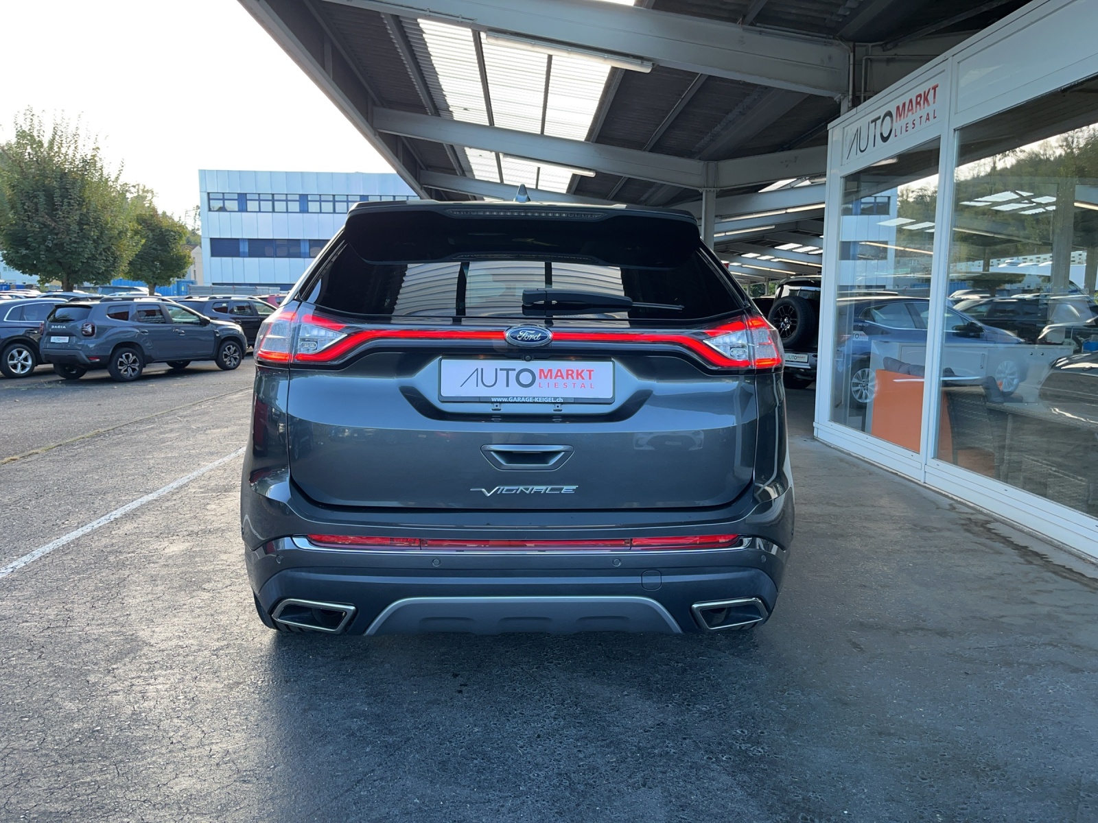 FORD Edge 2.0 TDCi Vignale 4WD PowerShift-image-3