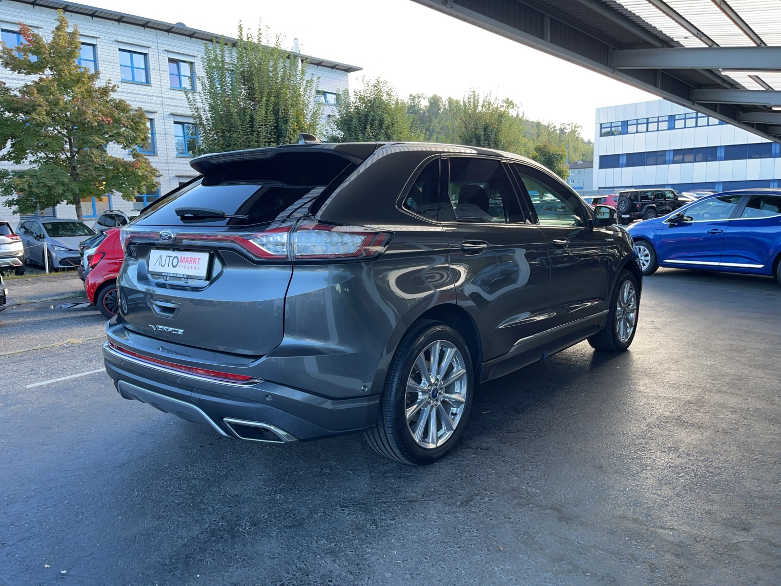 FORD Edge 2.0 TDCi Vignale 4WD PowerShift-image-4