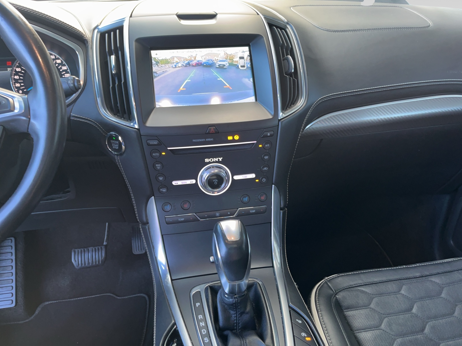 FORD Edge 2.0 TDCi Vignale 4WD PowerShift-image-11