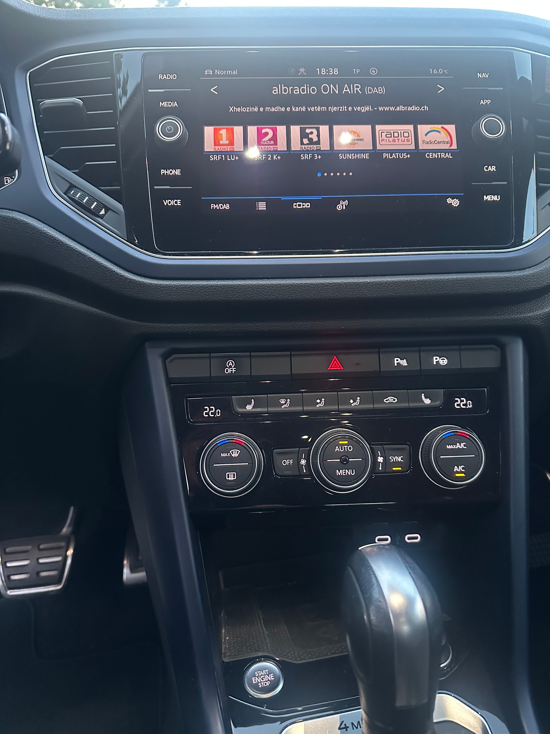 VW T-Roc 2.0 TSI Sport DSG 4Motion-image-8
