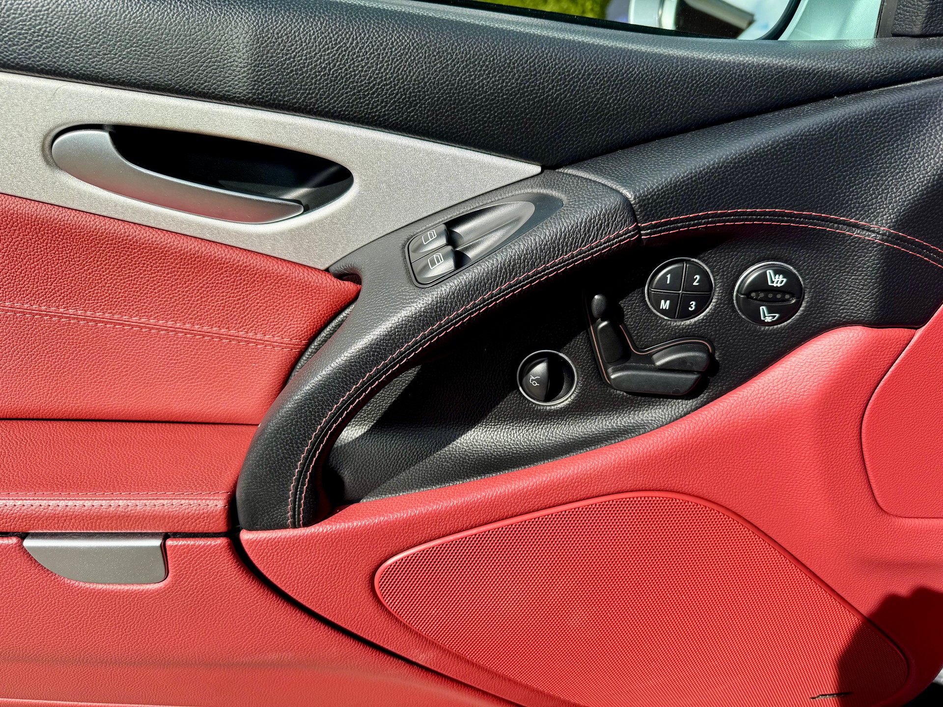 MERCEDES-BENZ SL 55 AMG Automatic-image-11