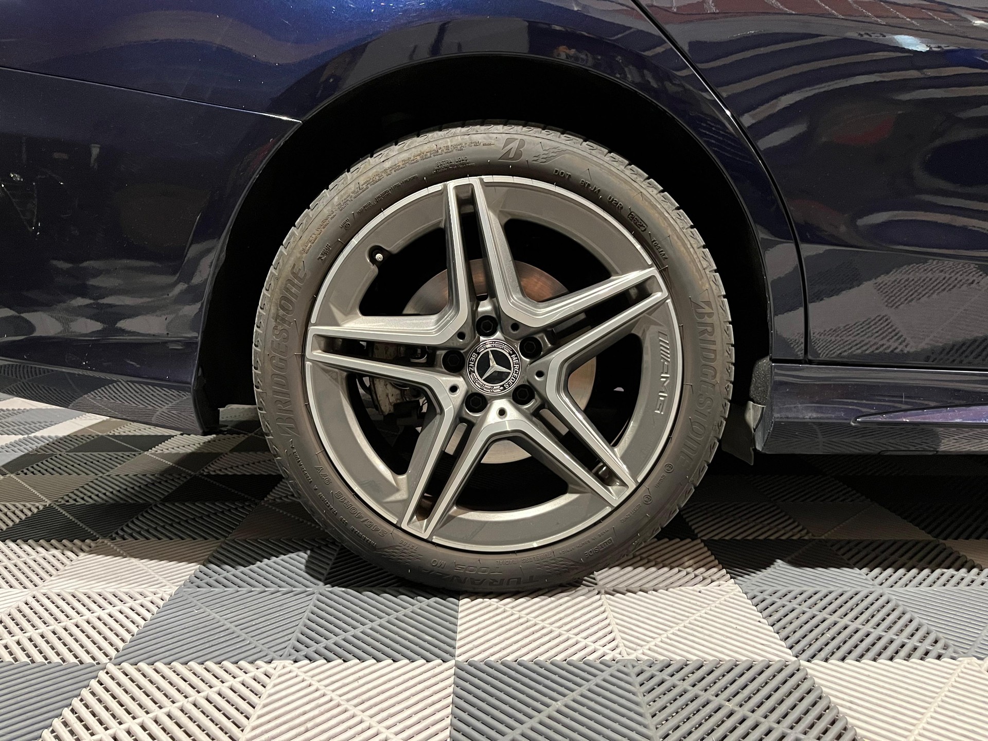 MERCEDES-BENZ C 400 AMG Line 4Matic 9G-Tronic-image-21