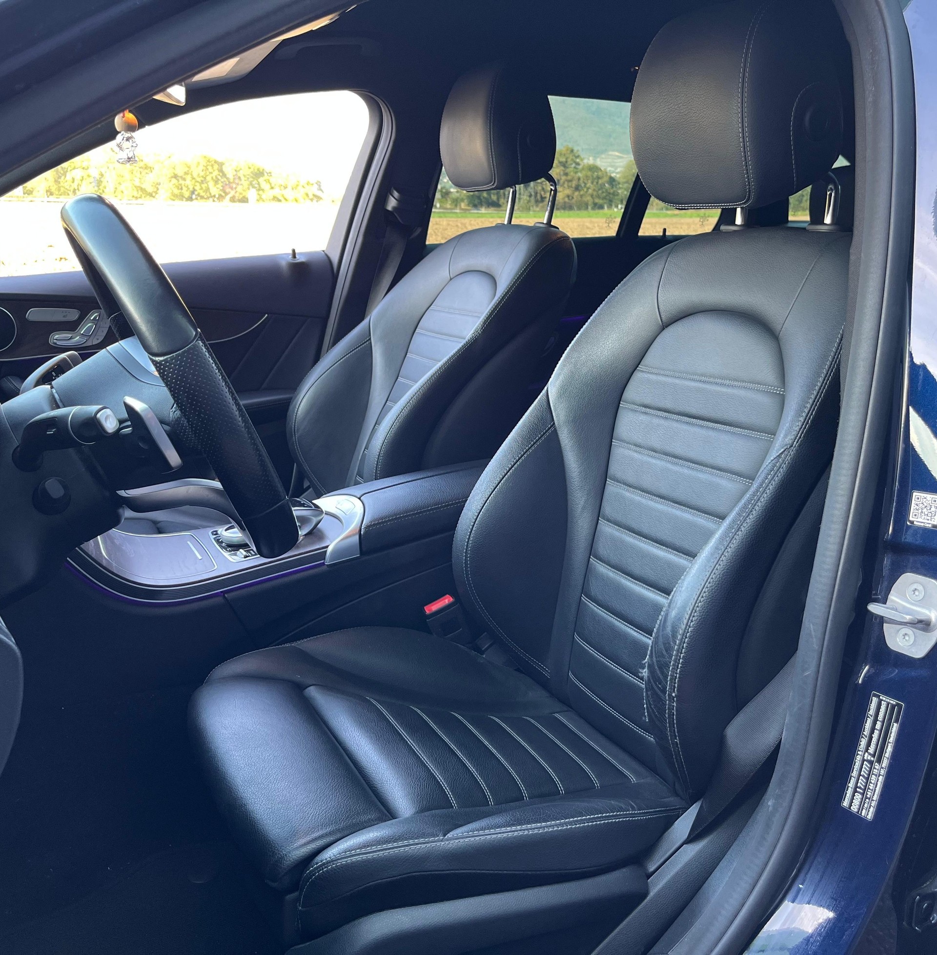 MERCEDES-BENZ C 400 AMG Line 4Matic 9G-Tronic-image-8