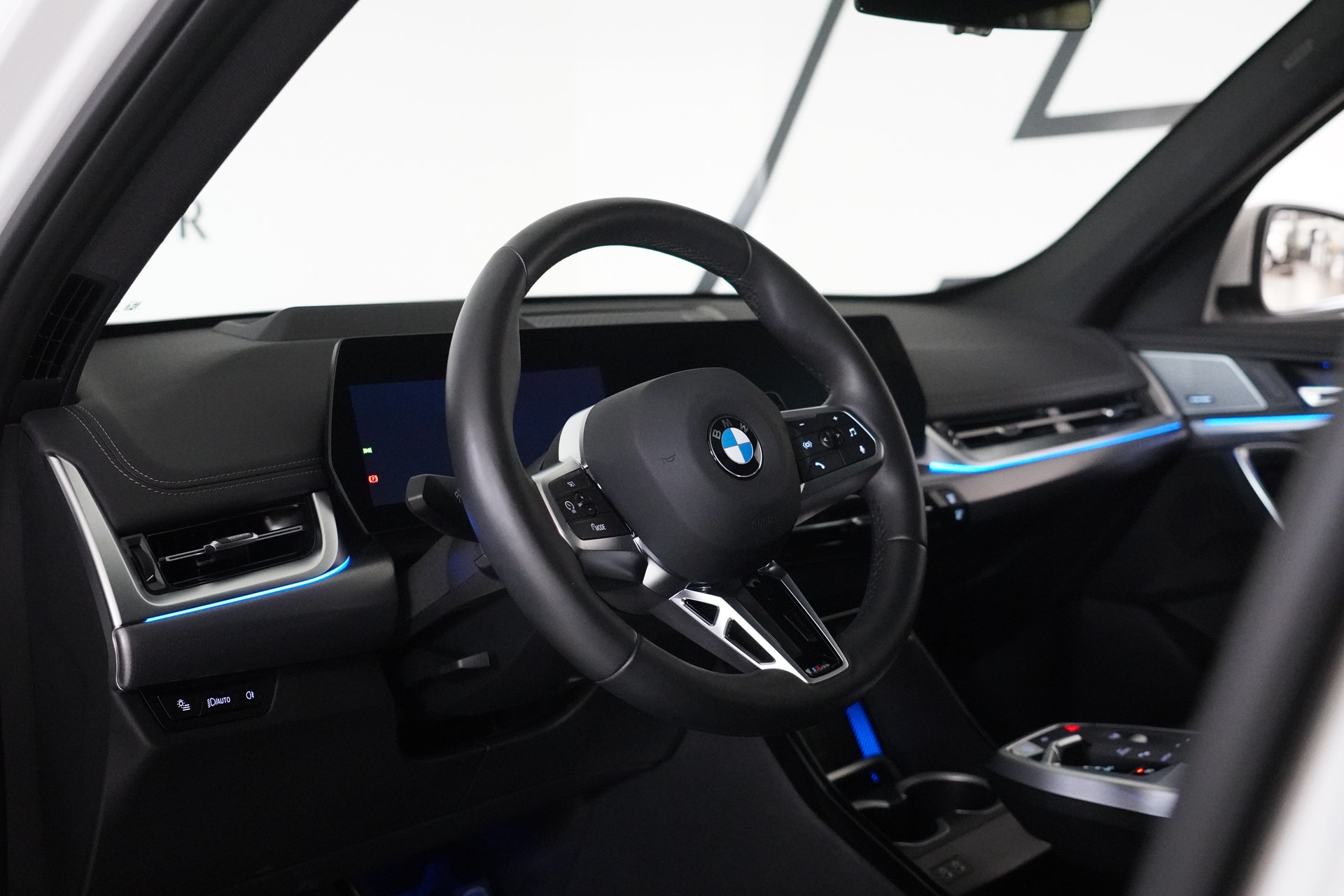 BMW X1 xDrive 23i 48V M Sport-image-24
