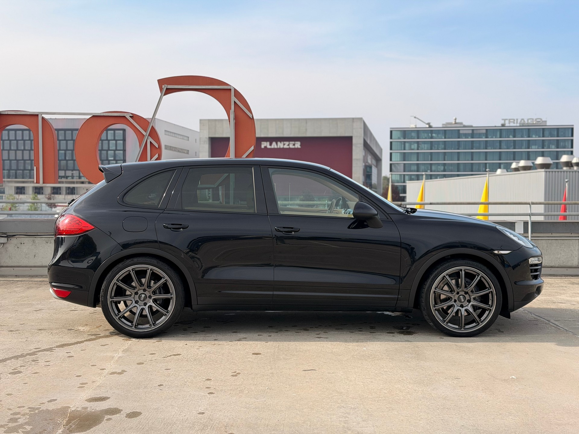 PORSCHE Cayenne Diesel-image-2