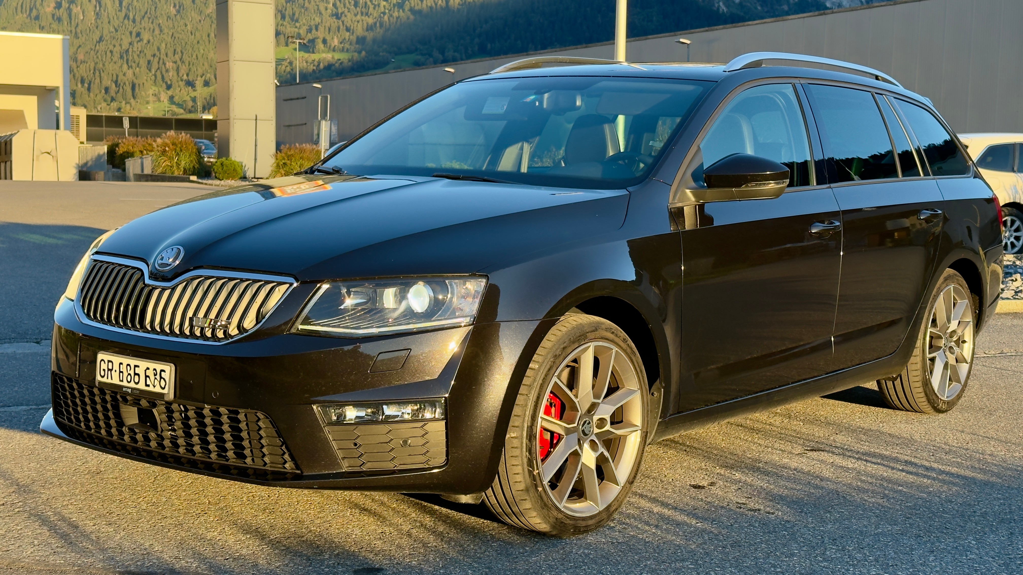 Car photo
