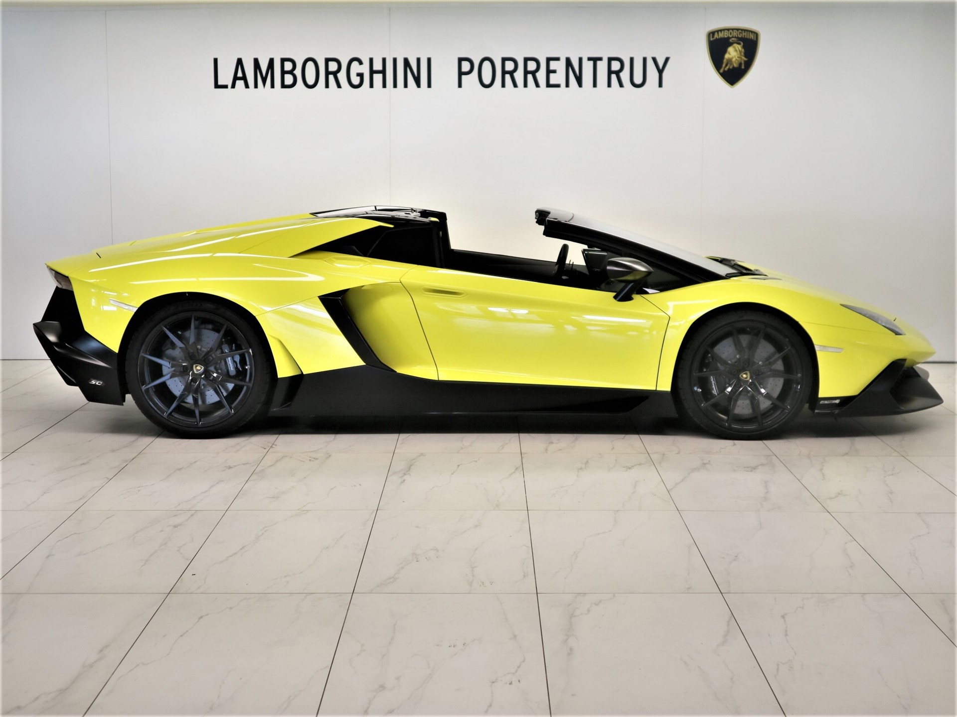 LAMBORGHINI Aventador LP720-4 Roadster 50 Anniversario E-Gear-image-1
