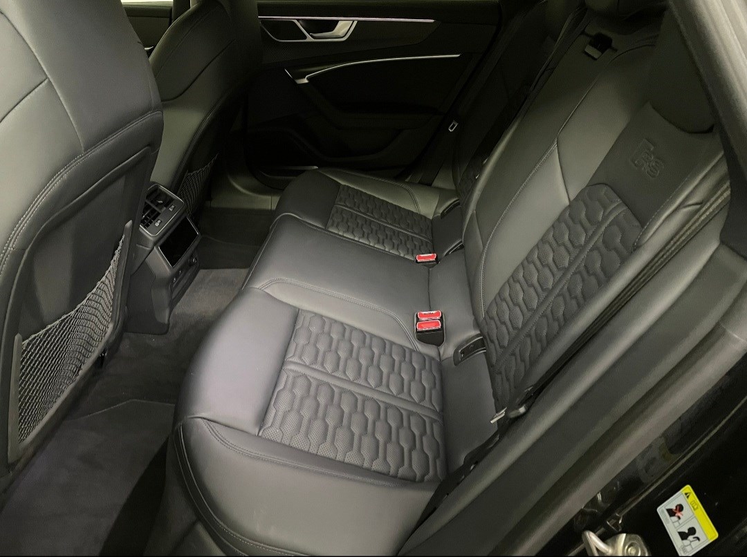 AUDI RS7 Sportback-KERAMIK-LASER-PANO-image-8