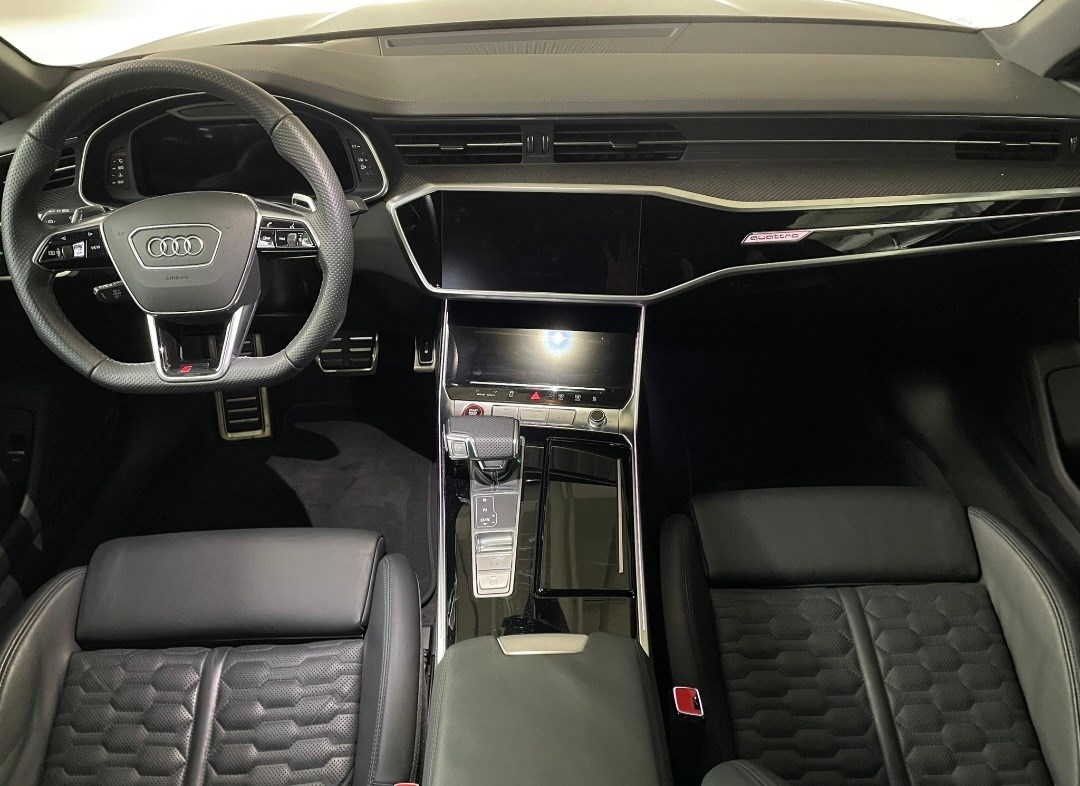 AUDI RS7 Sportback-KERAMIK-LASER-PANO-image-7