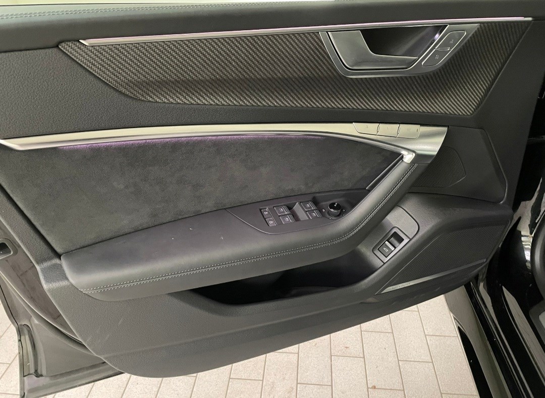 AUDI RS7 Sportback-KERAMIK-LASER-PANO-image-10