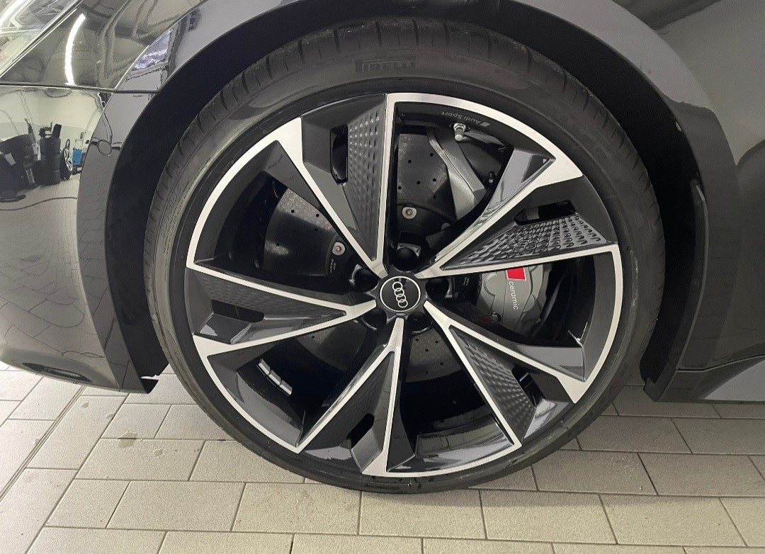 AUDI RS7 Sportback-KERAMIK-LASER-PANO-image-6