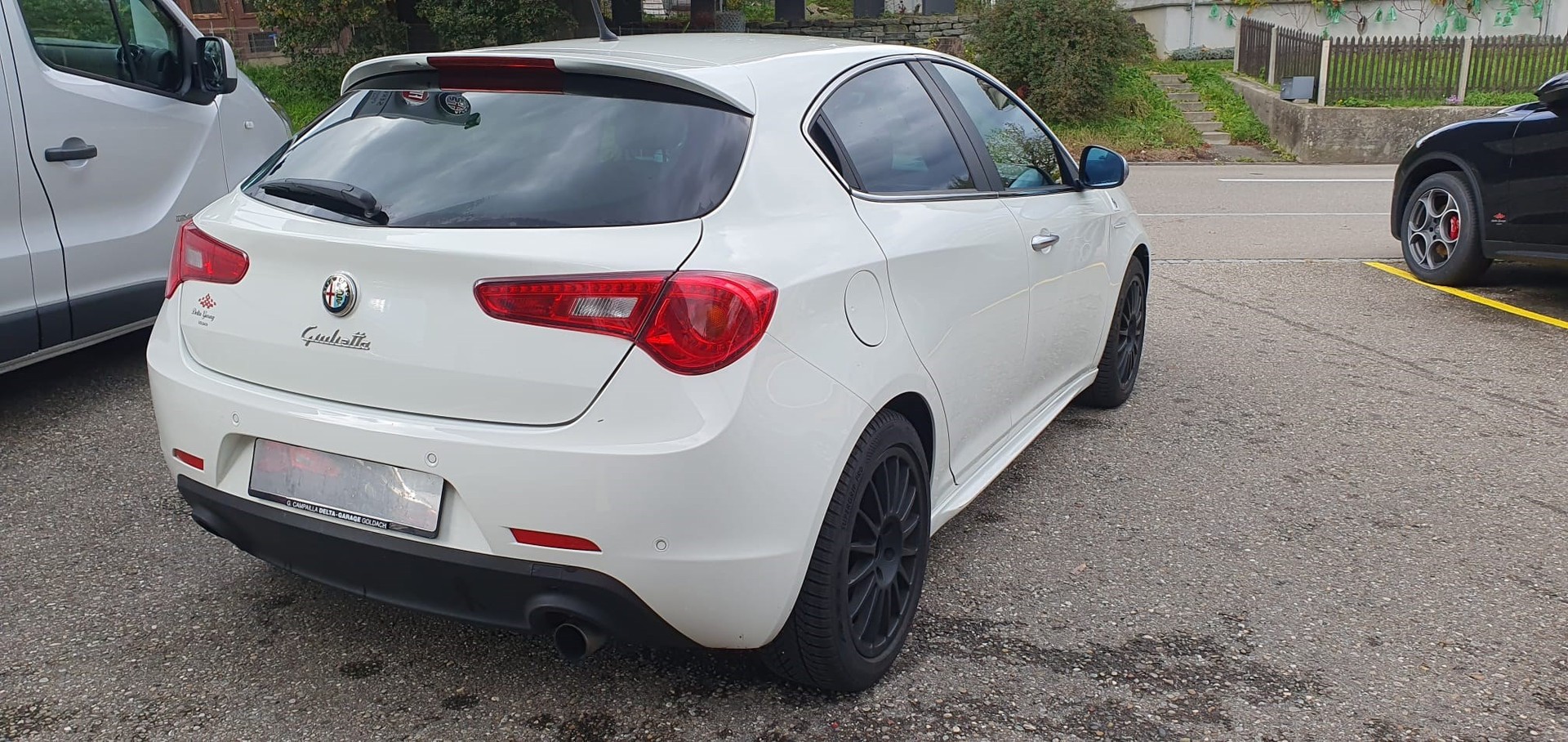 ALFA ROMEO Giulietta 1750 TBi Quadrifoglio Verde-image-1