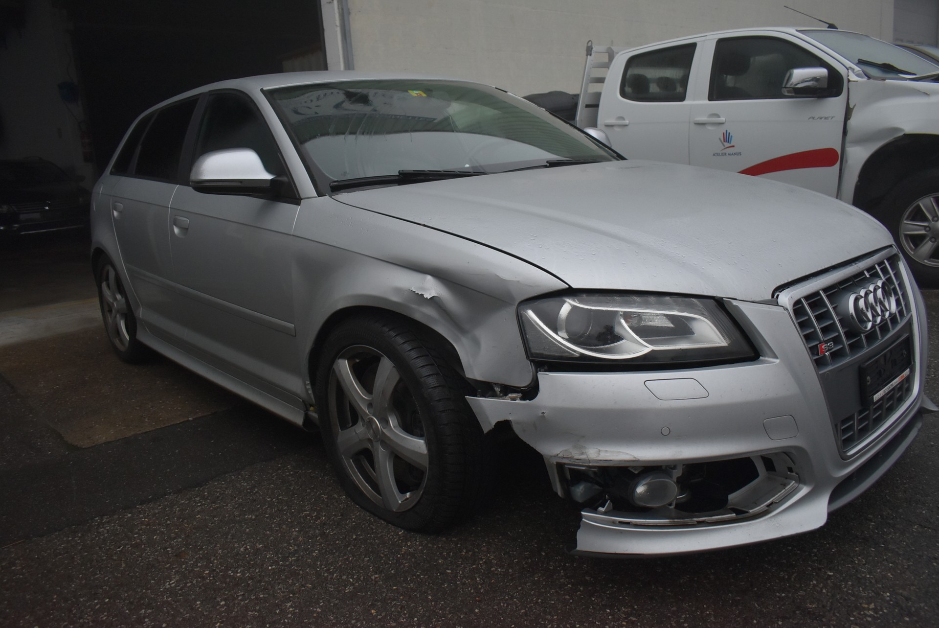 AUDI S3 Sportback 2.0 TFSI quattro-image-6