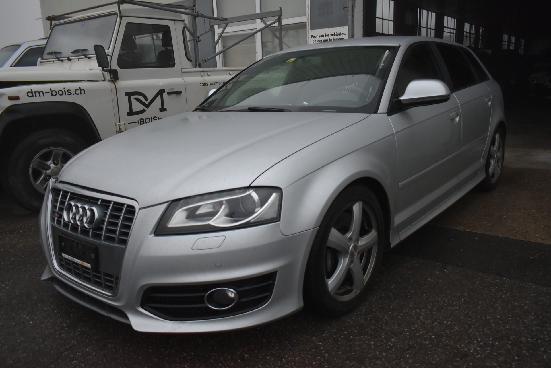 AUDI S3 Sportback 2.0 TFSI quattro-image-7