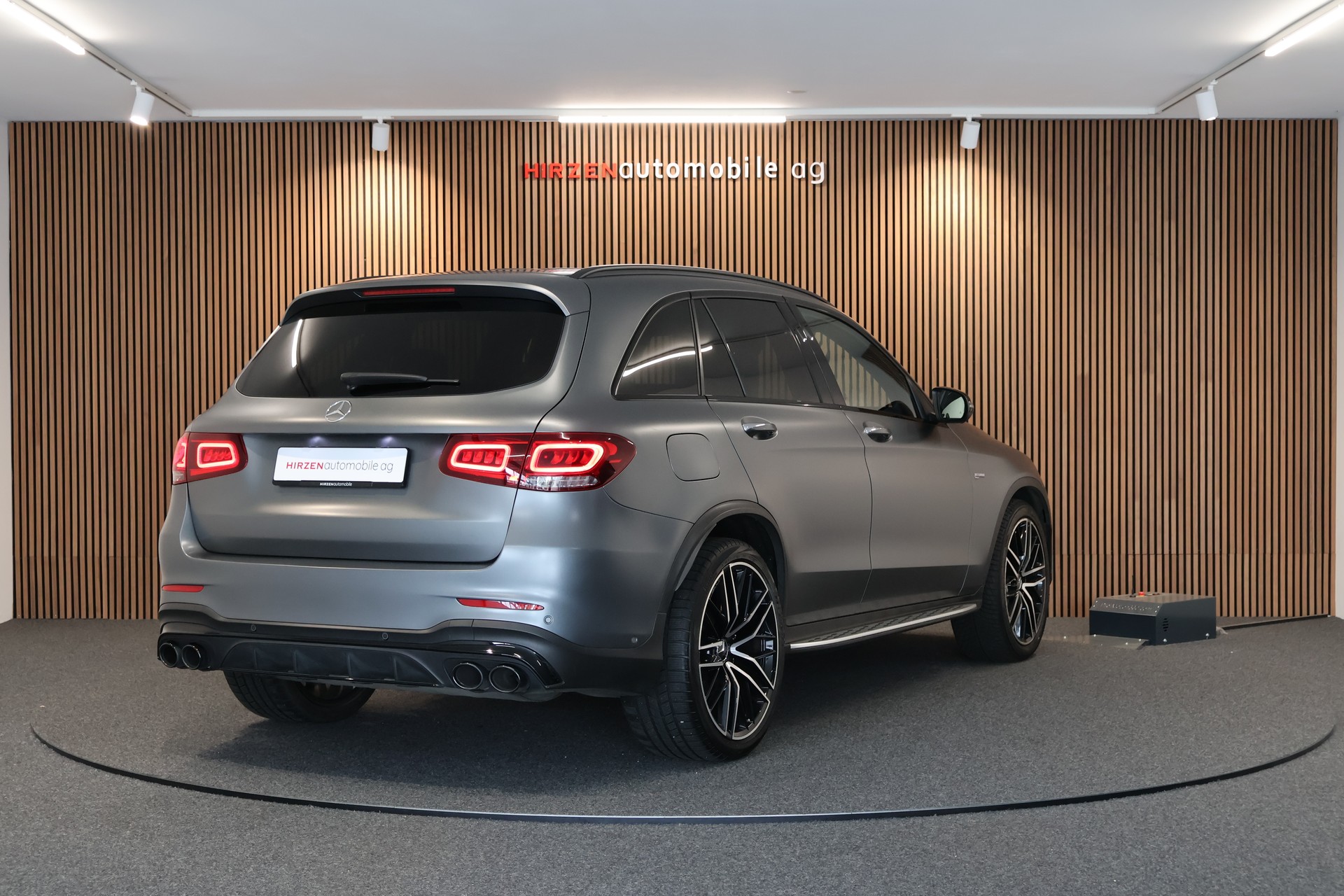 MERCEDES-BENZ GLC 43 AMG 4Matic 9G-Tronic-image-4