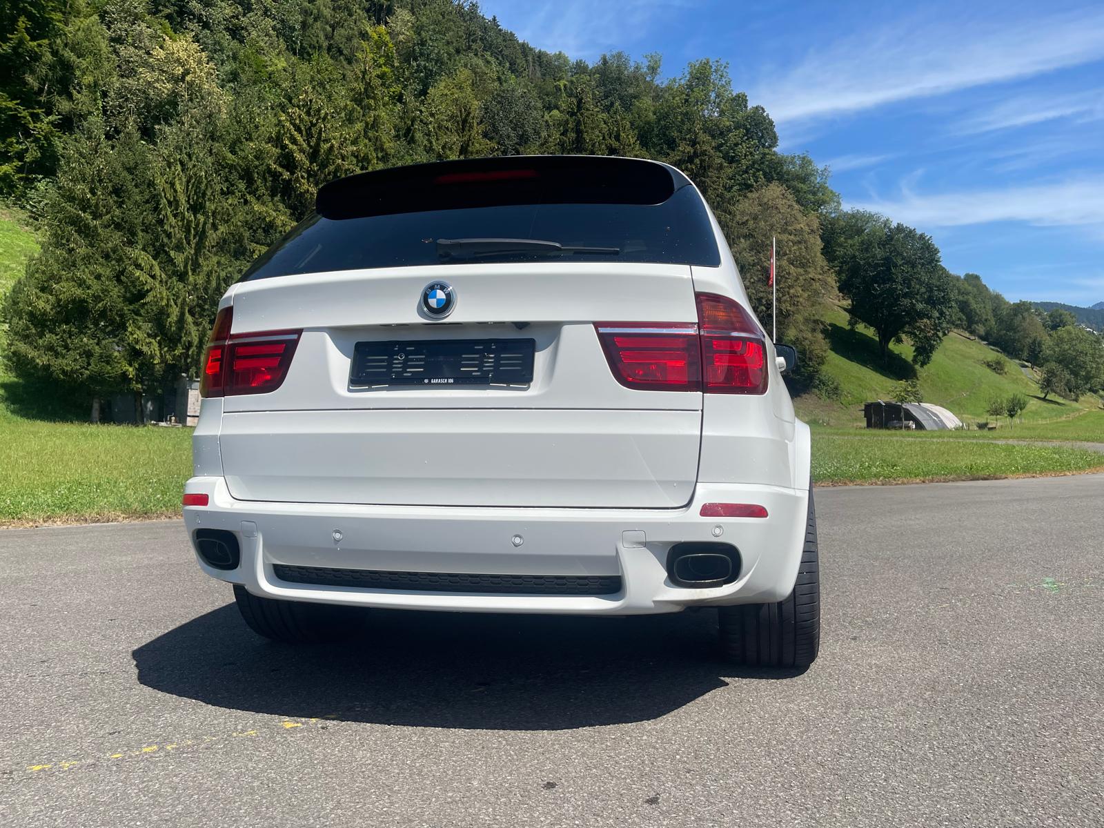 BMW X5 xDrive M50d Steptronic-image-4