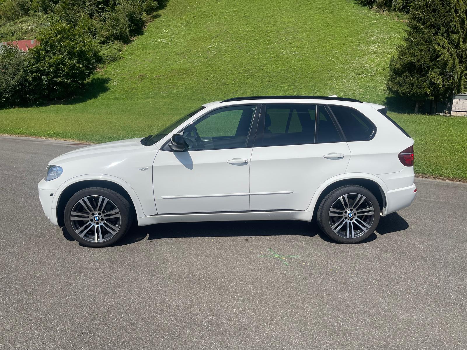 BMW X5 xDrive M50d Steptronic-image-3