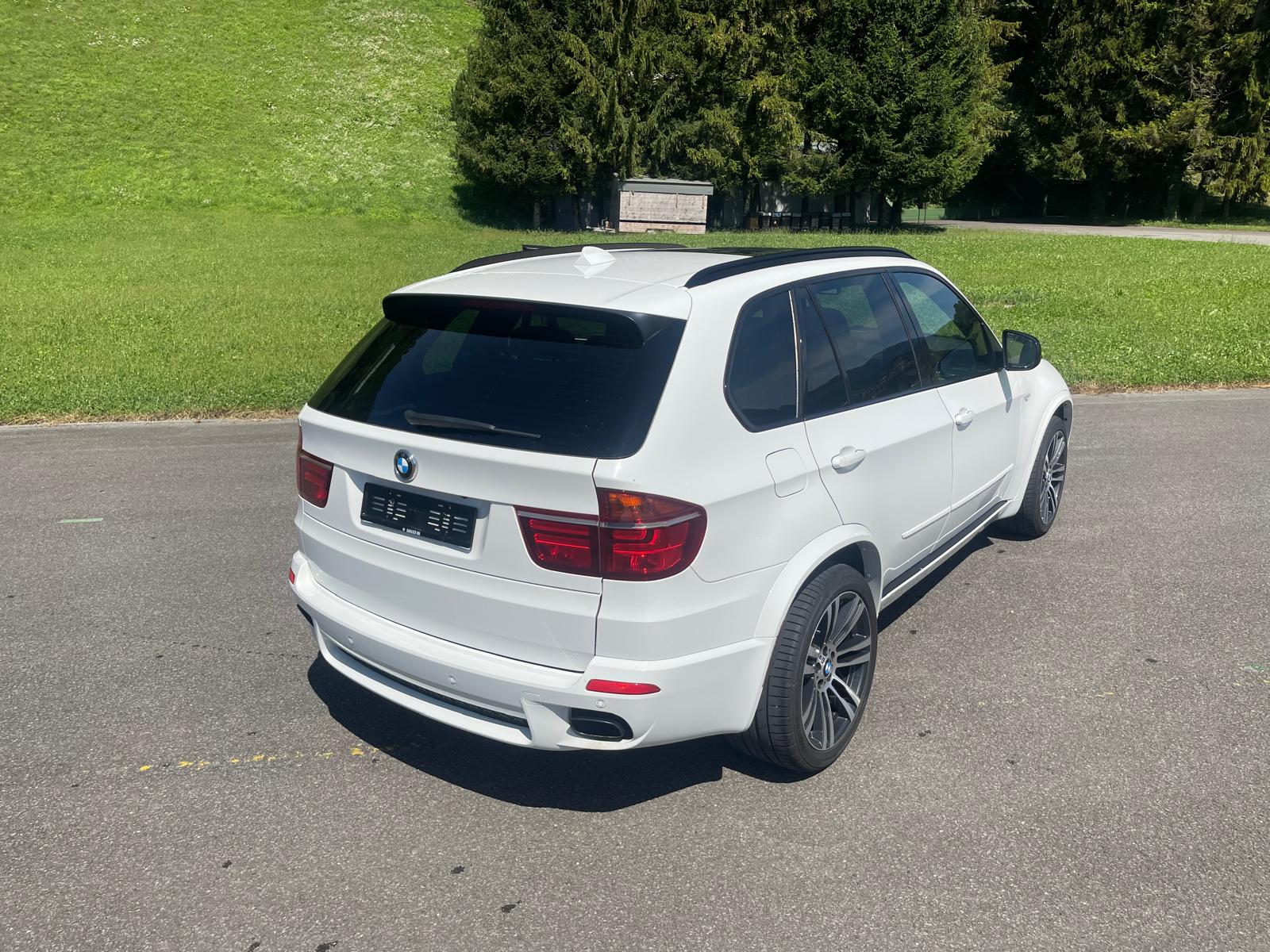 BMW X5 xDrive M50d Steptronic-image-5