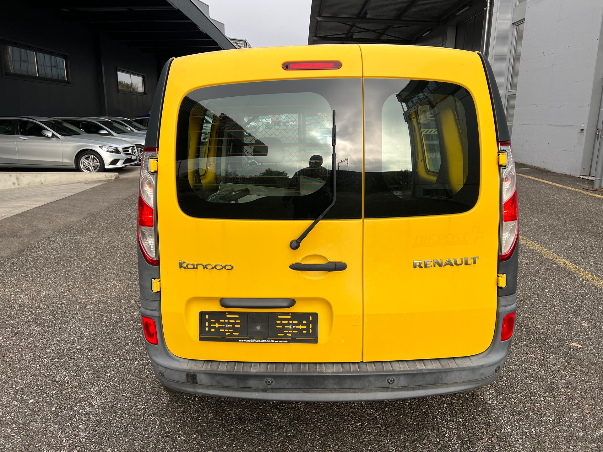 RENAULT Kangoo Medium 1.6 105 Business A-image-4