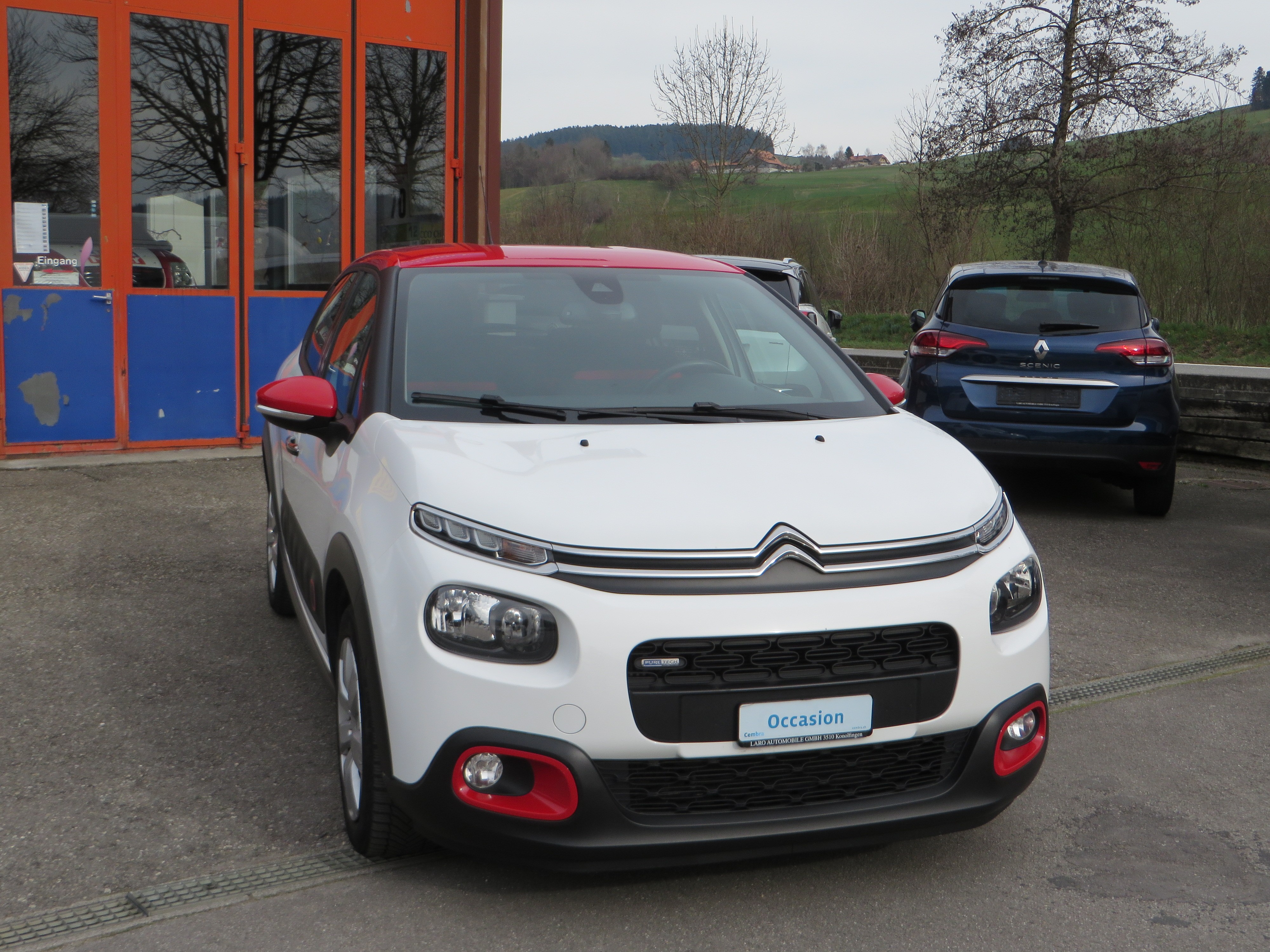 Car photo