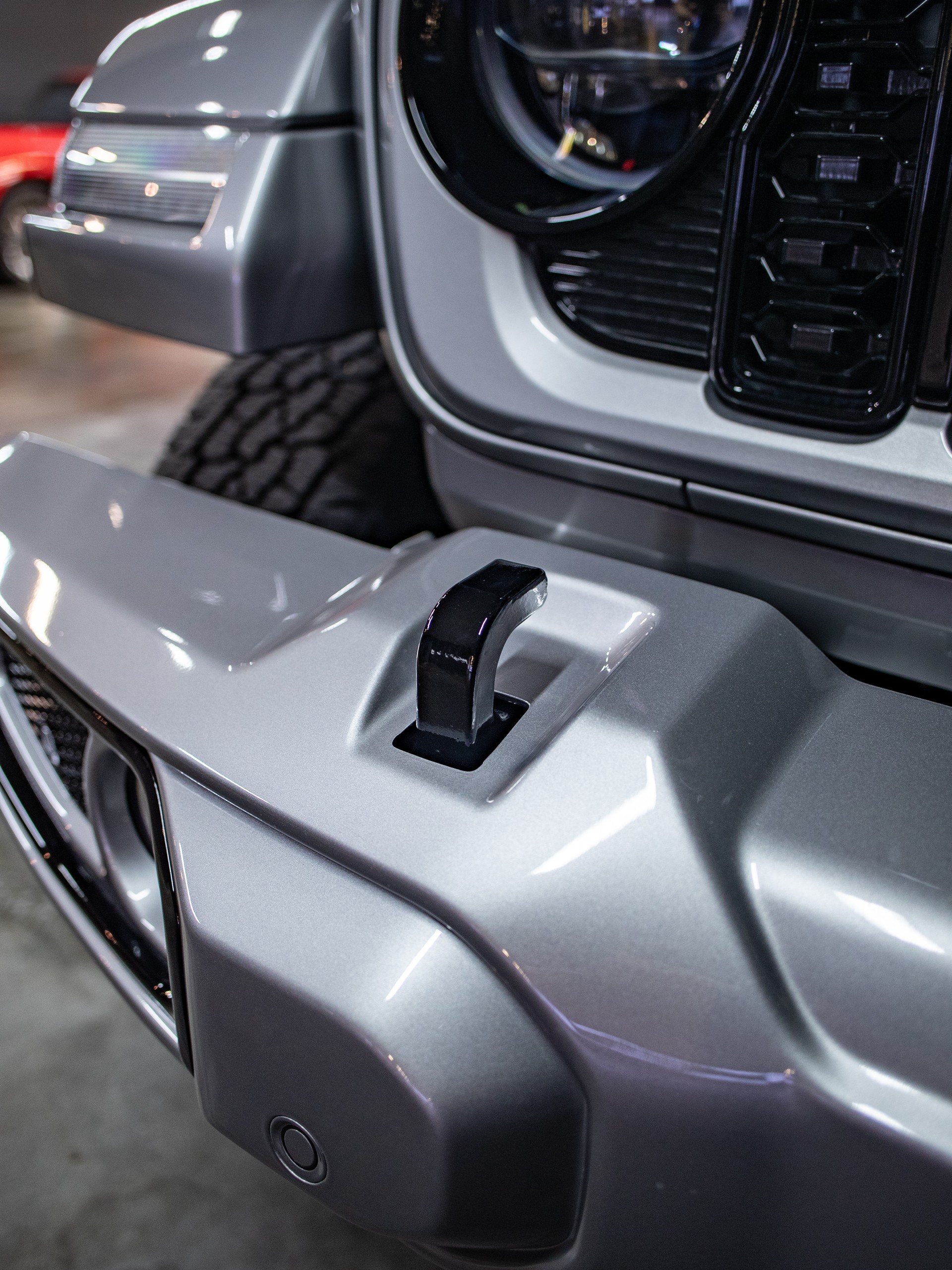 JEEP BRUTE® Wrangler 4xe SAHARA / SkyOne (El. Soft Top)-image-6