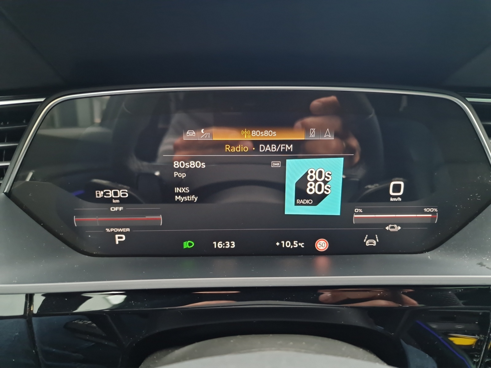 AUDI e-tron S quattro-image-7