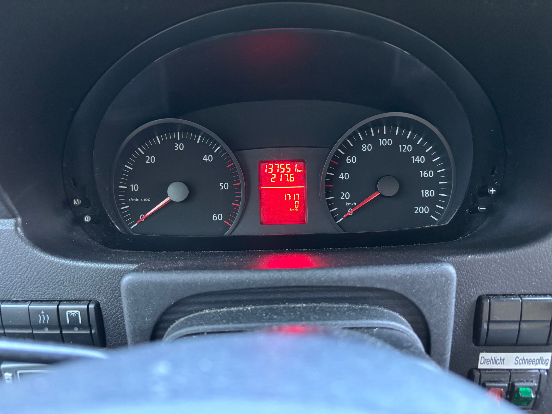 VW Crafter 50 2.5 TDI 164 PS-image-8