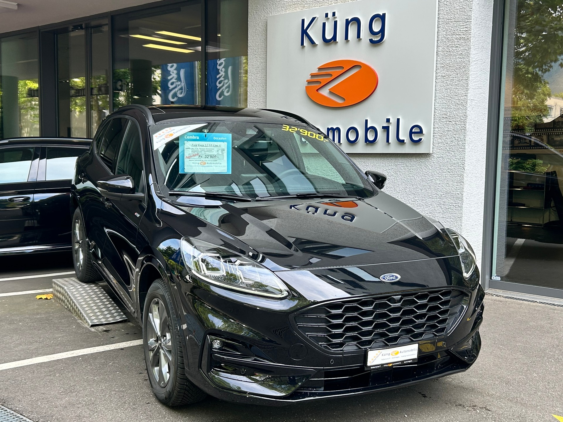 FORD Kuga 2.5 PHEV ST-Line X 2WD-image-2