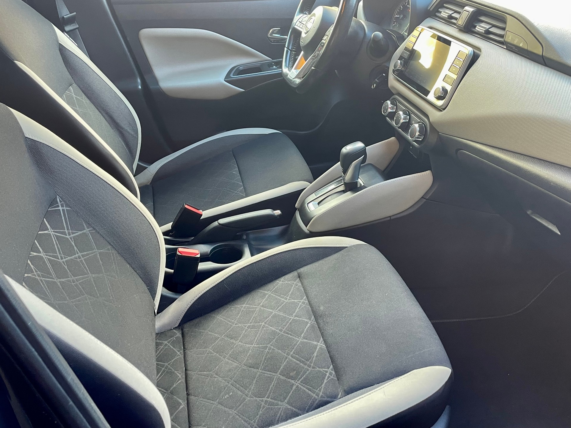NISSAN Micra IG-T 100 acenta Xtronic-image-10