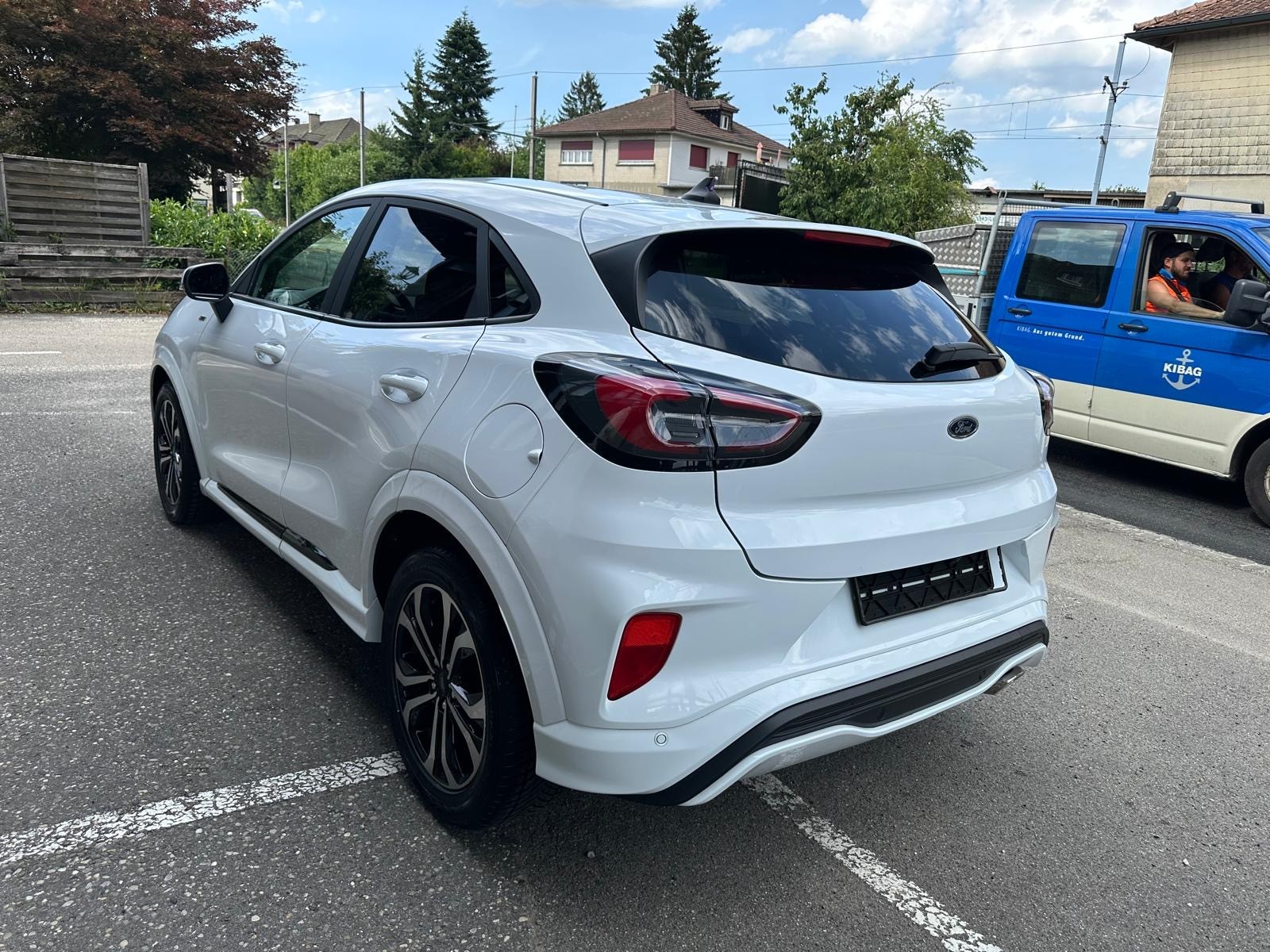 FORD Puma 1.0 EcoBoost ST-Line Design Automat-image-2