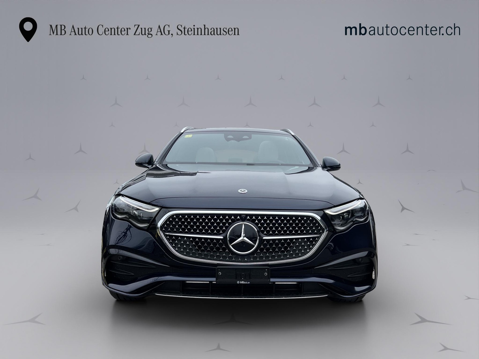 MERCEDES-BENZ E 220 d AMG Line 4matic Kombi-image-1