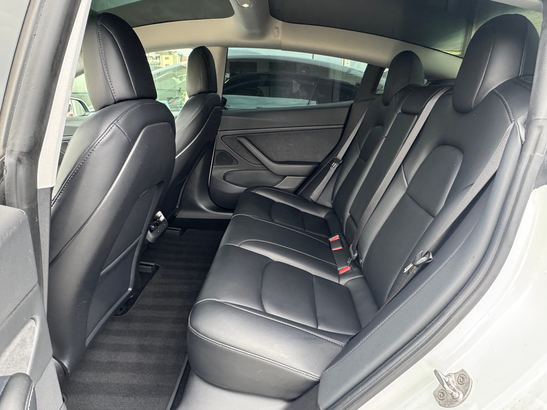 TESLA Model 3 Performance Dual Motor AWD-image-6