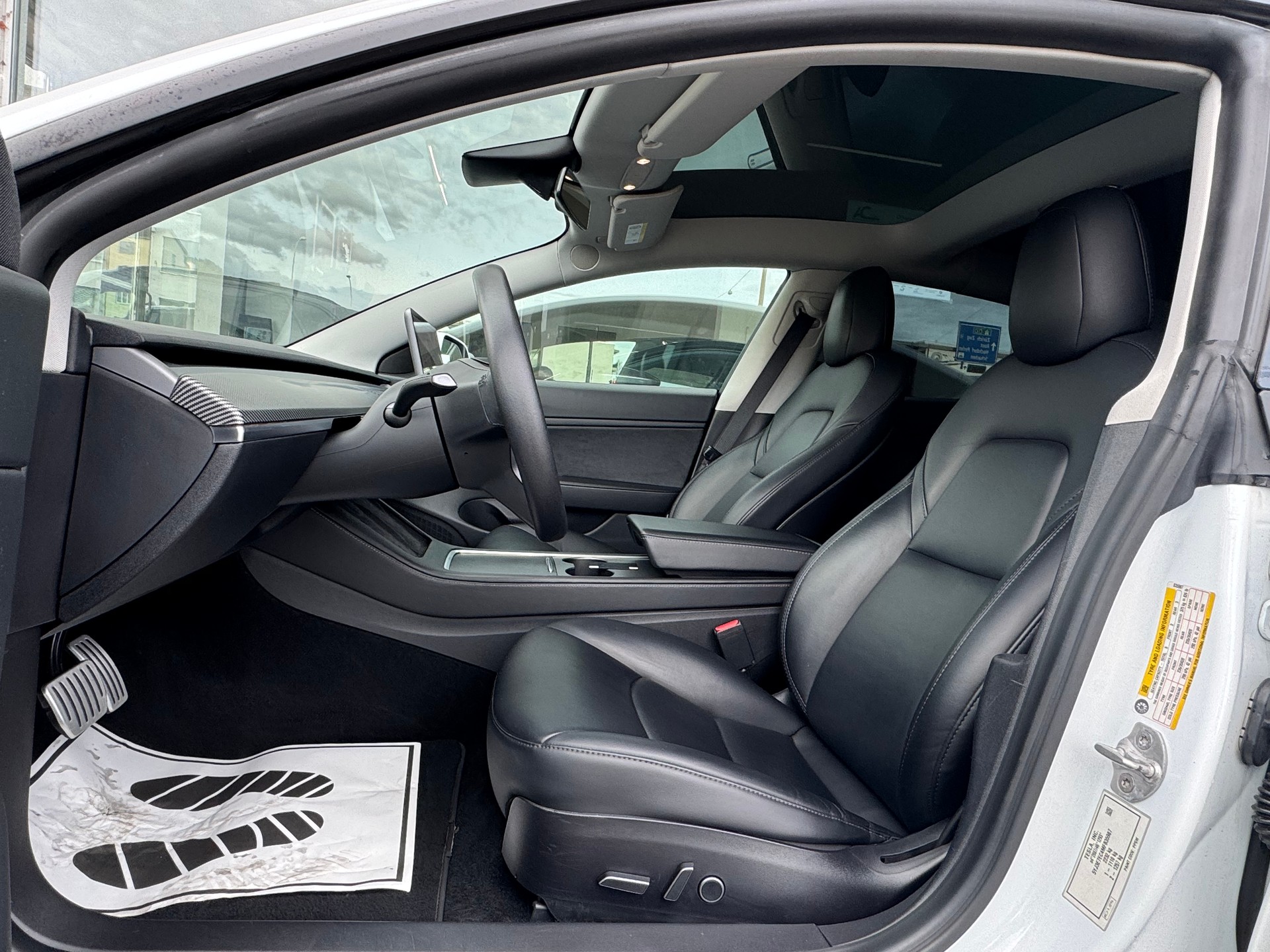 TESLA Model 3 Performance Dual Motor AWD-image-5