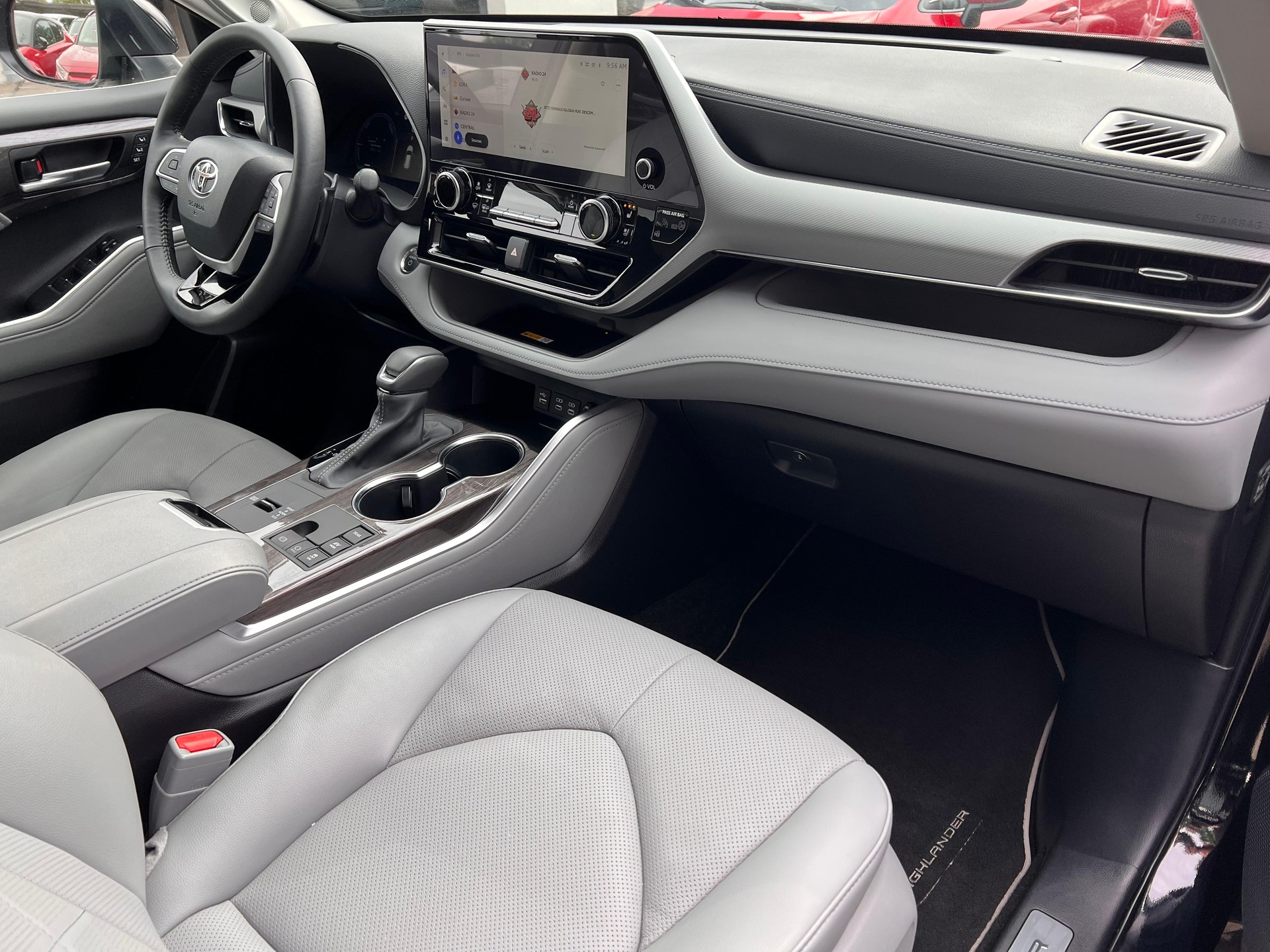 TOYOTA Highlander 2.5 HSD Premium-image-13