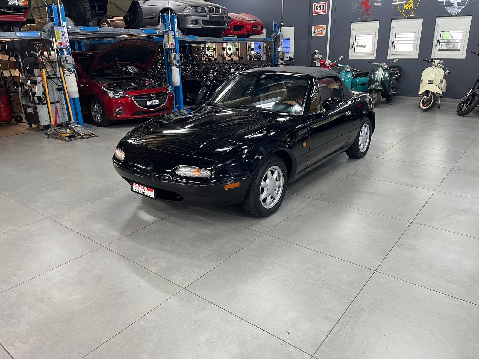 MAZDA MX-5 1.6i-16