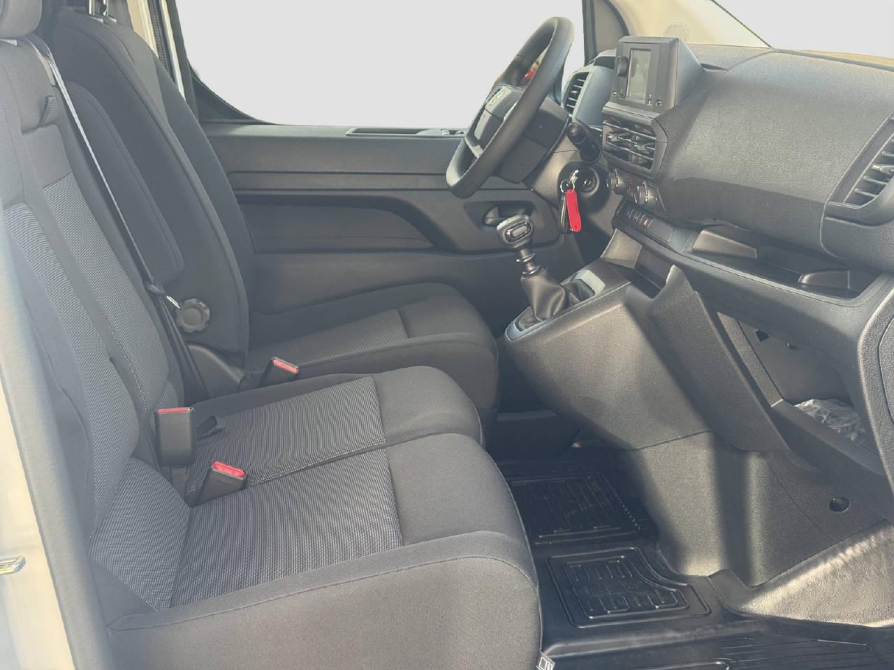 TOYOTA PROACE Van L1 1.5 D Active-image-14