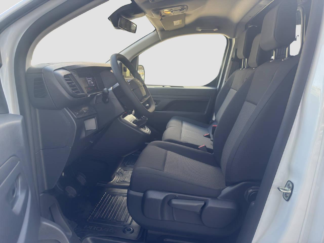 TOYOTA PROACE Van L1 1.5 D Active-image-15