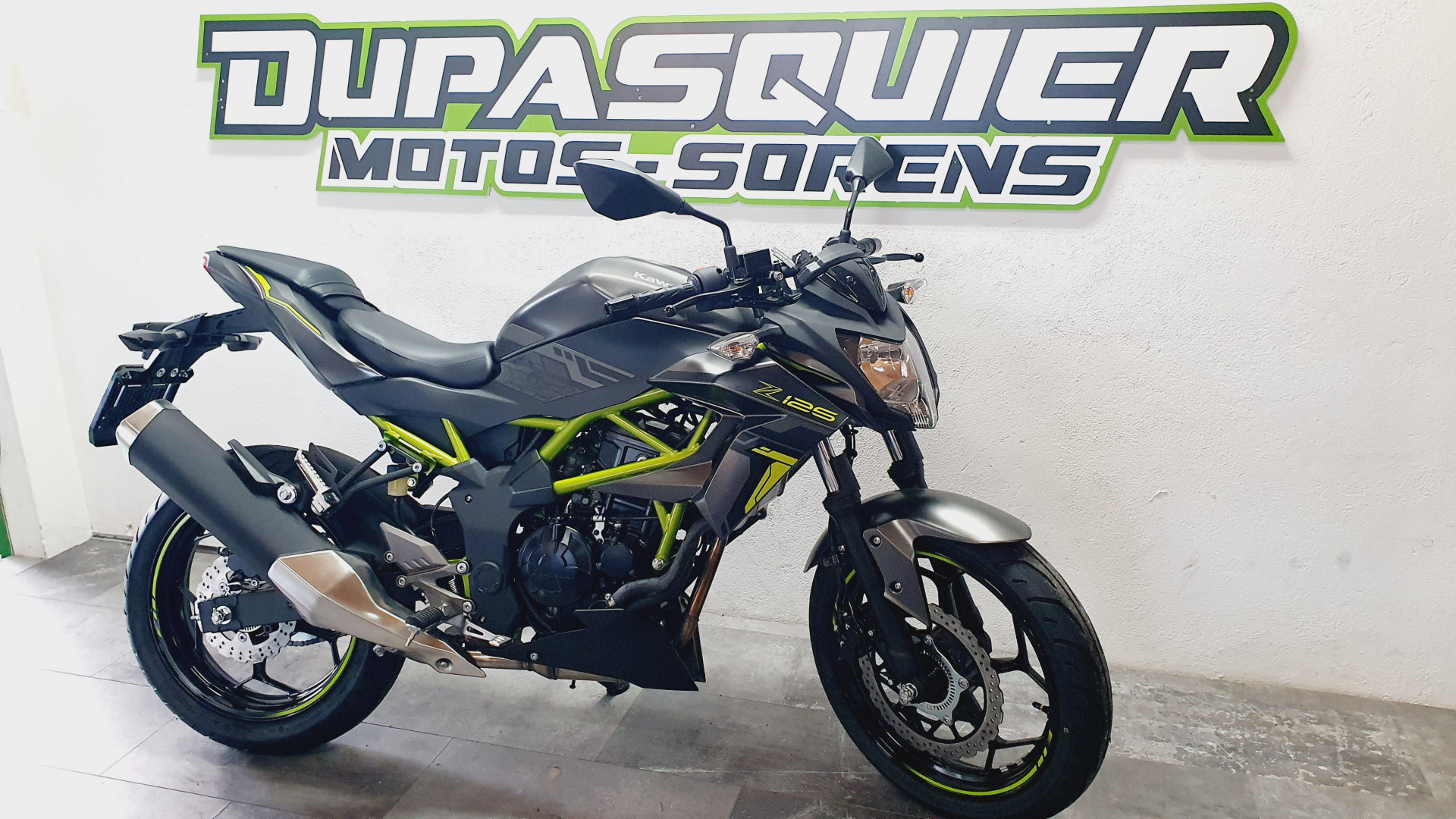 KAWASAKI Z 125-showroom-element-1