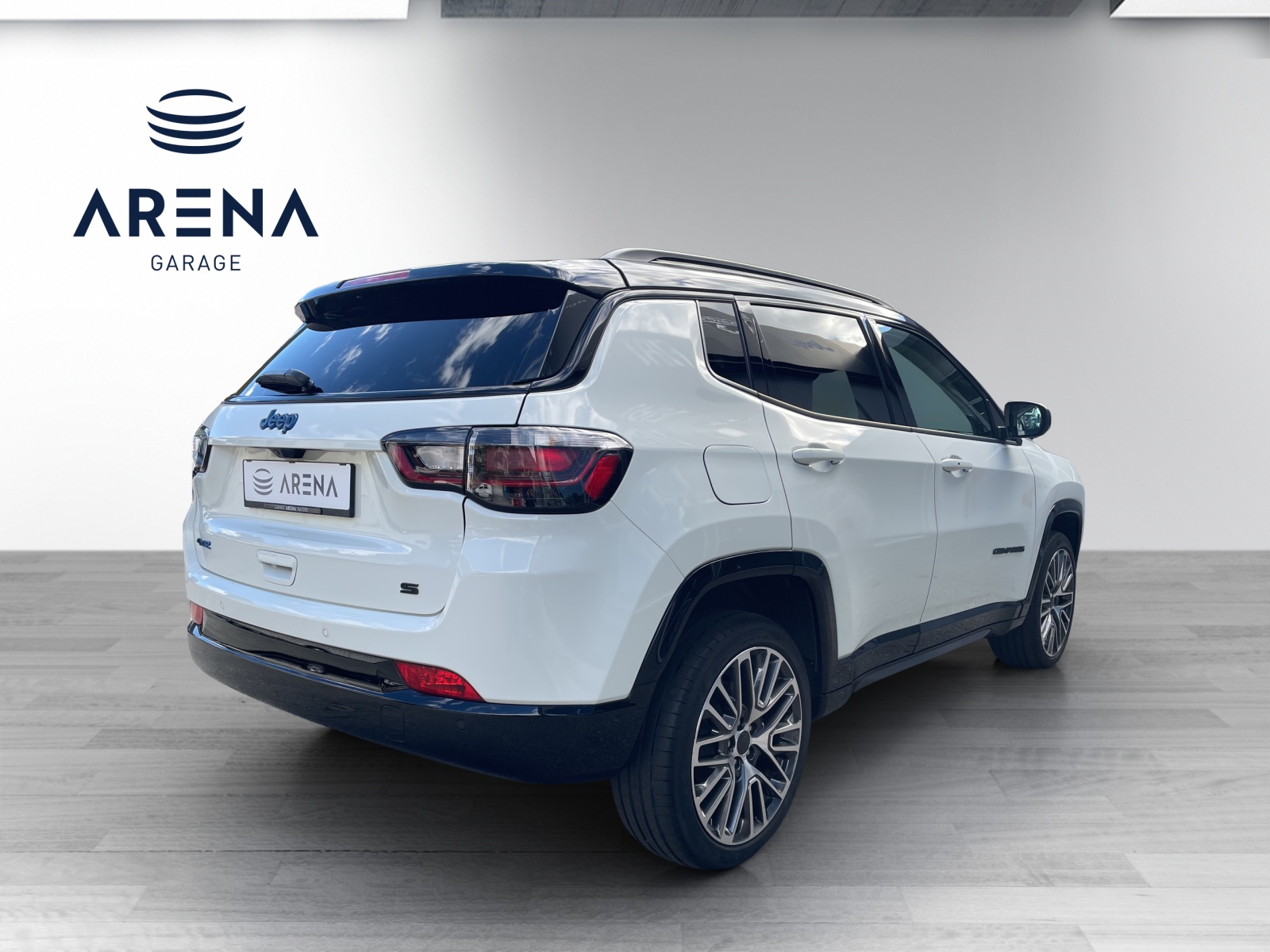 JEEP Compass 1.3 T PHEV Summit Sky AWD-showroom-element-2