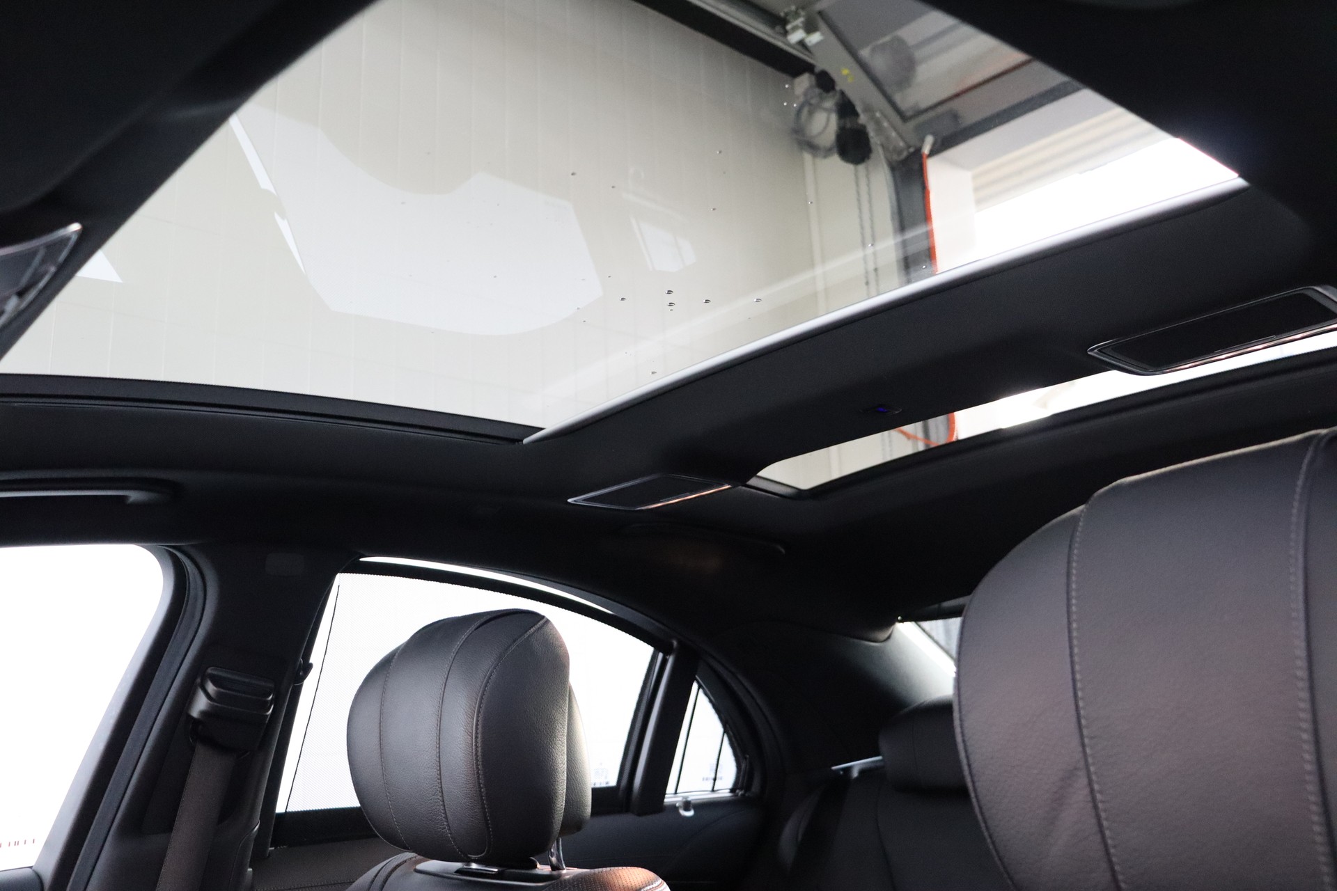 MERCEDES-BENZ S 350 BLUETEC 4MATIC 7G-TRONIC ** FAHRASSISTENZ-PAKET ** TIEFERGELEGT ** PANORAMADACH ** BURMESTER **-image-12