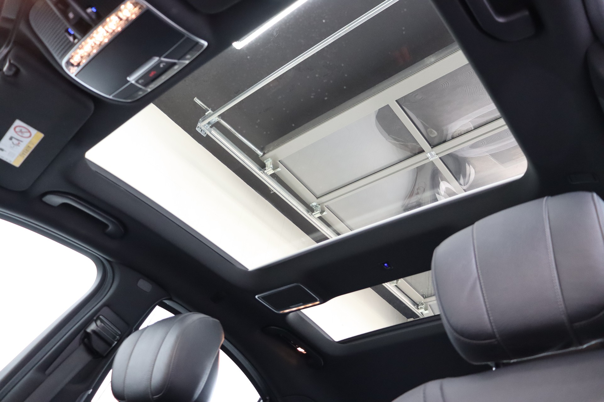 MERCEDES-BENZ S 350 BLUETEC 4MATIC 7G-TRONIC ** FAHRASSISTENZ-PAKET ** TIEFERGELEGT ** PANORAMADACH ** BURMESTER **-image-31