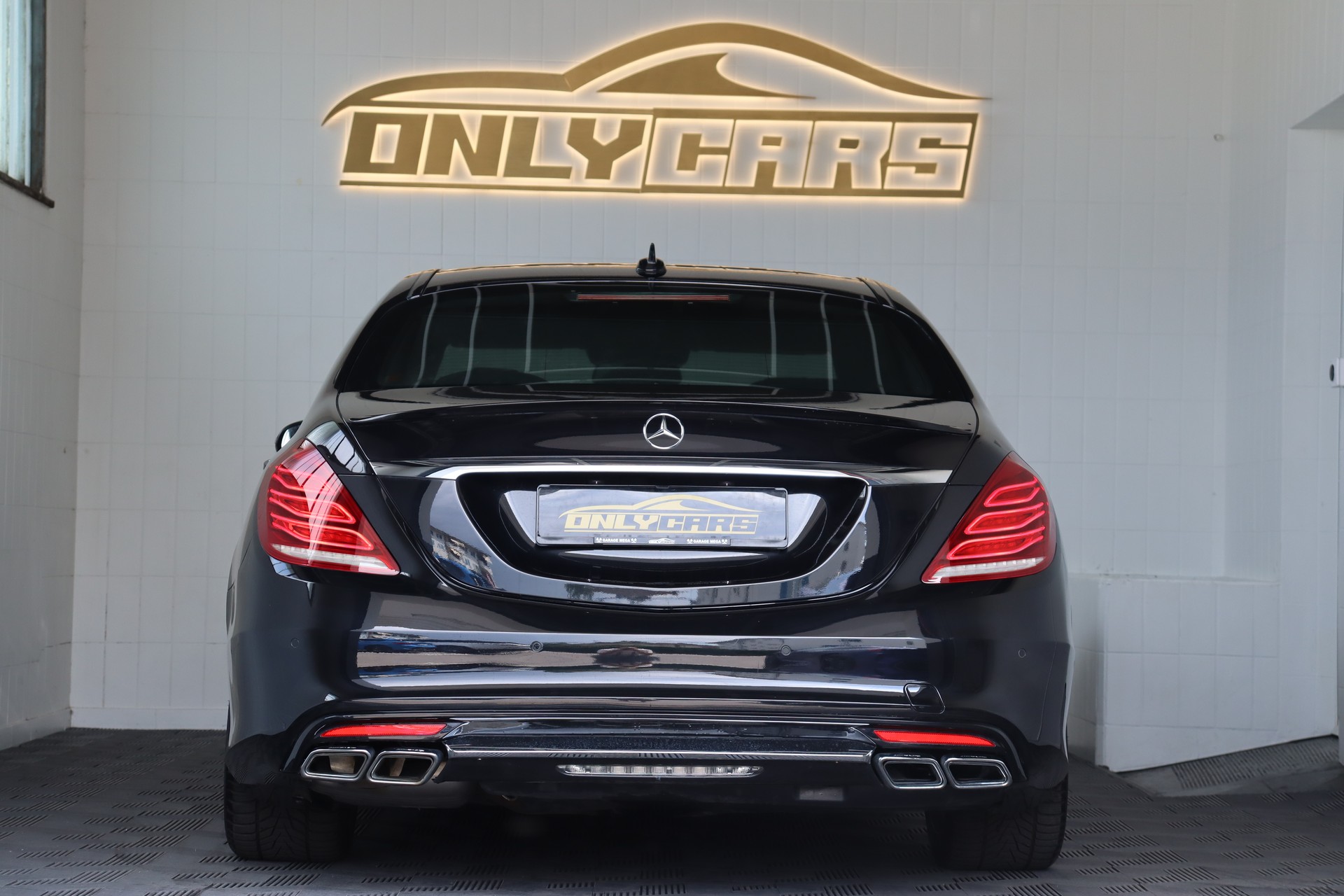 MERCEDES-BENZ S 350 BLUETEC 4MATIC 7G-TRONIC ** FAHRASSISTENZ-PAKET ** TIEFERGELEGT ** PANORAMADACH ** BURMESTER **-image-6