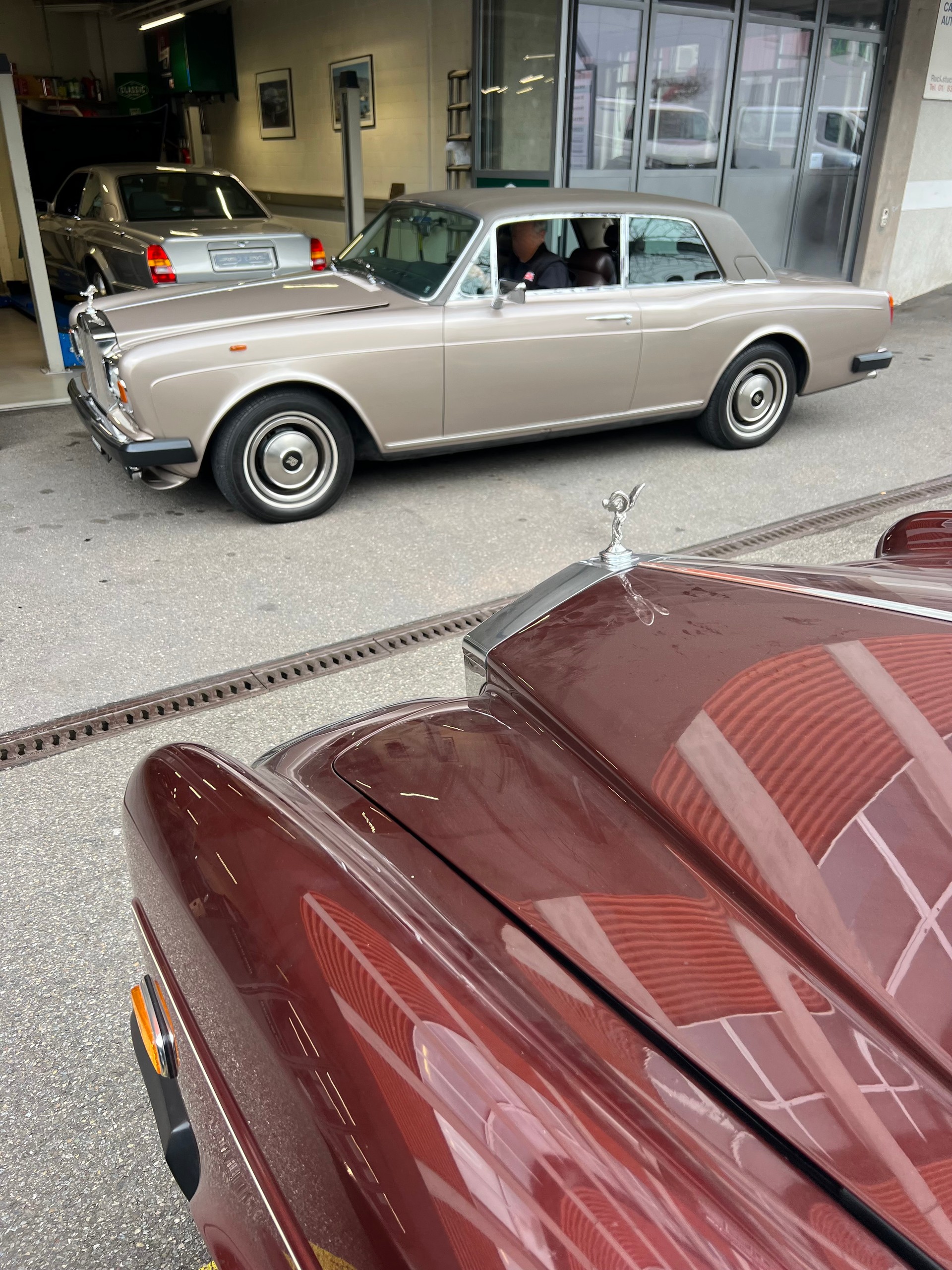 ROLLS-ROYCE CORNICHE-image-2
