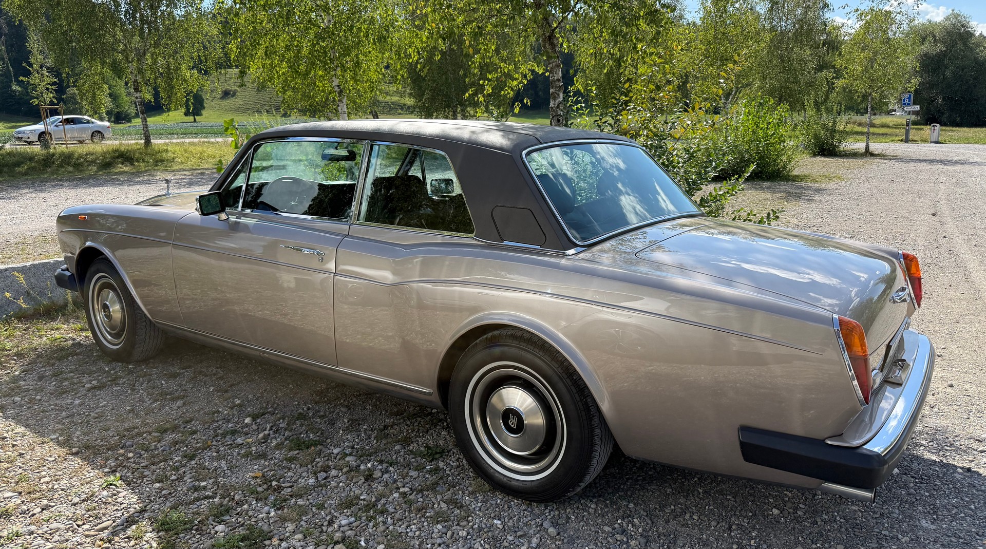 ROLLS-ROYCE CORNICHE-image-0