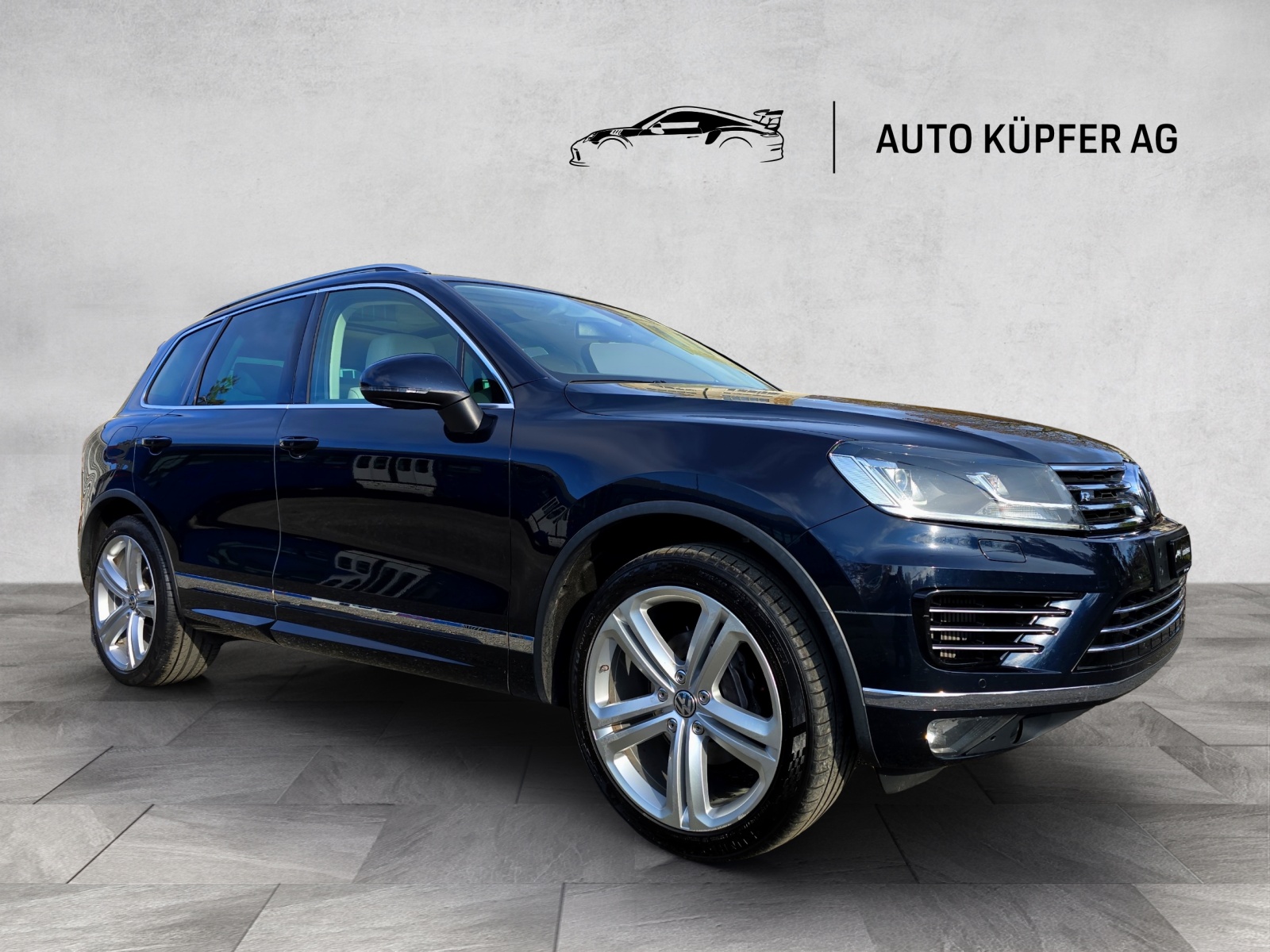 VW Touareg 3.0 TDI BMT R-Line 21"Mallory Tiptronic-image-1