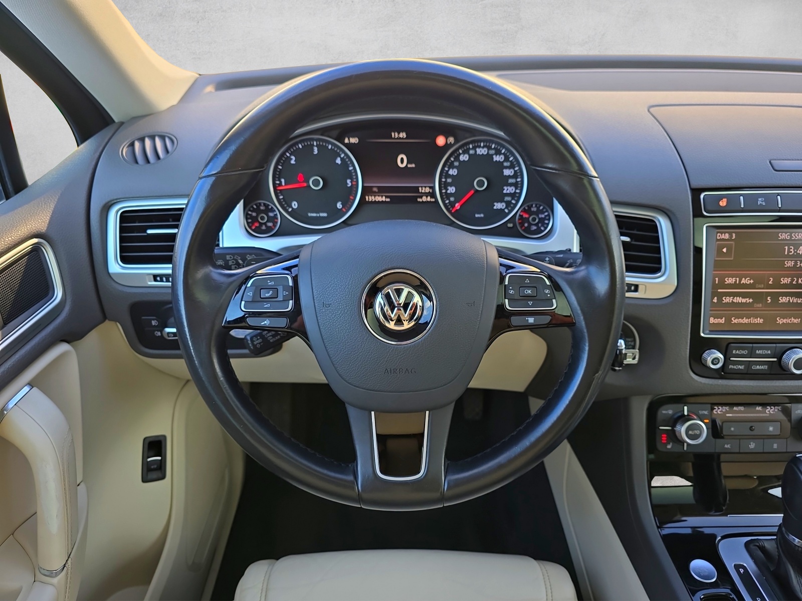 VW Touareg 3.0 TDI BMT R-Line 21"Mallory Tiptronic-image-4
