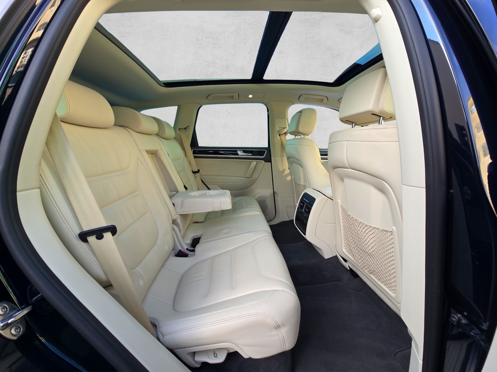 VW Touareg 3.0 TDI BMT R-Line 21"Mallory Tiptronic-image-13